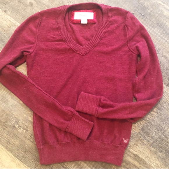 American Eagle cranberry cute medium vneck sweater - Picture 6 of 8